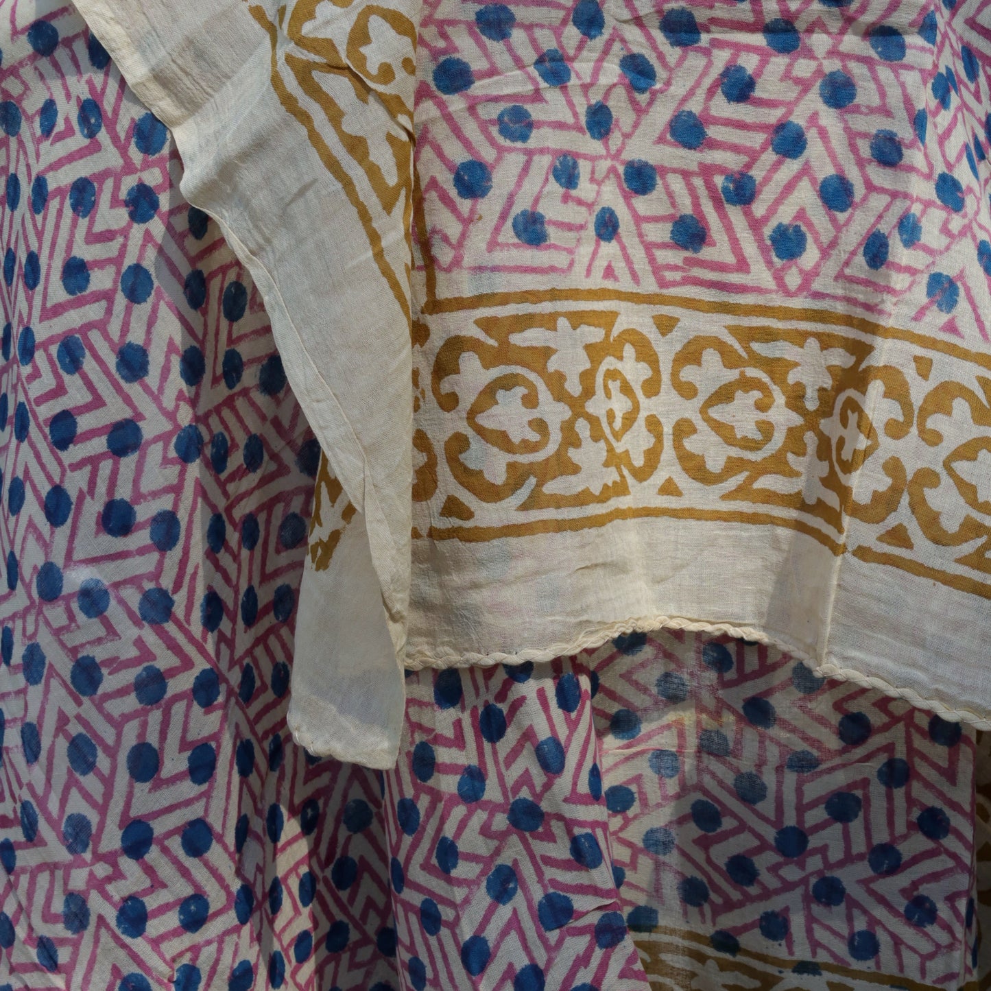 Blockprint Sarong, Geo Pink