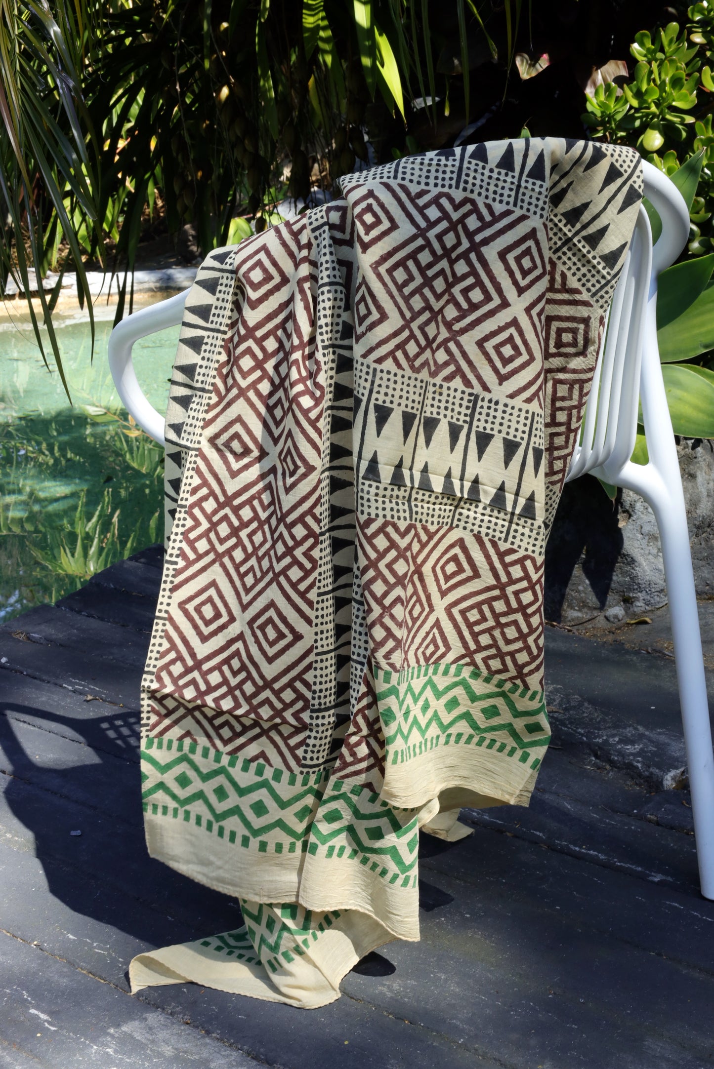 Blockprint Sarong, Geo Brown