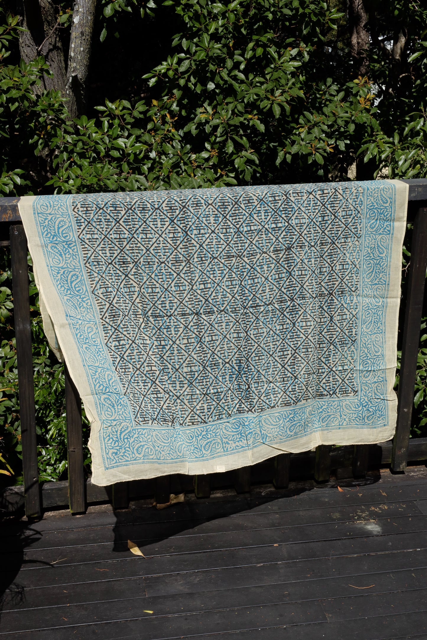 Blockprint Sarong, Geo Blue