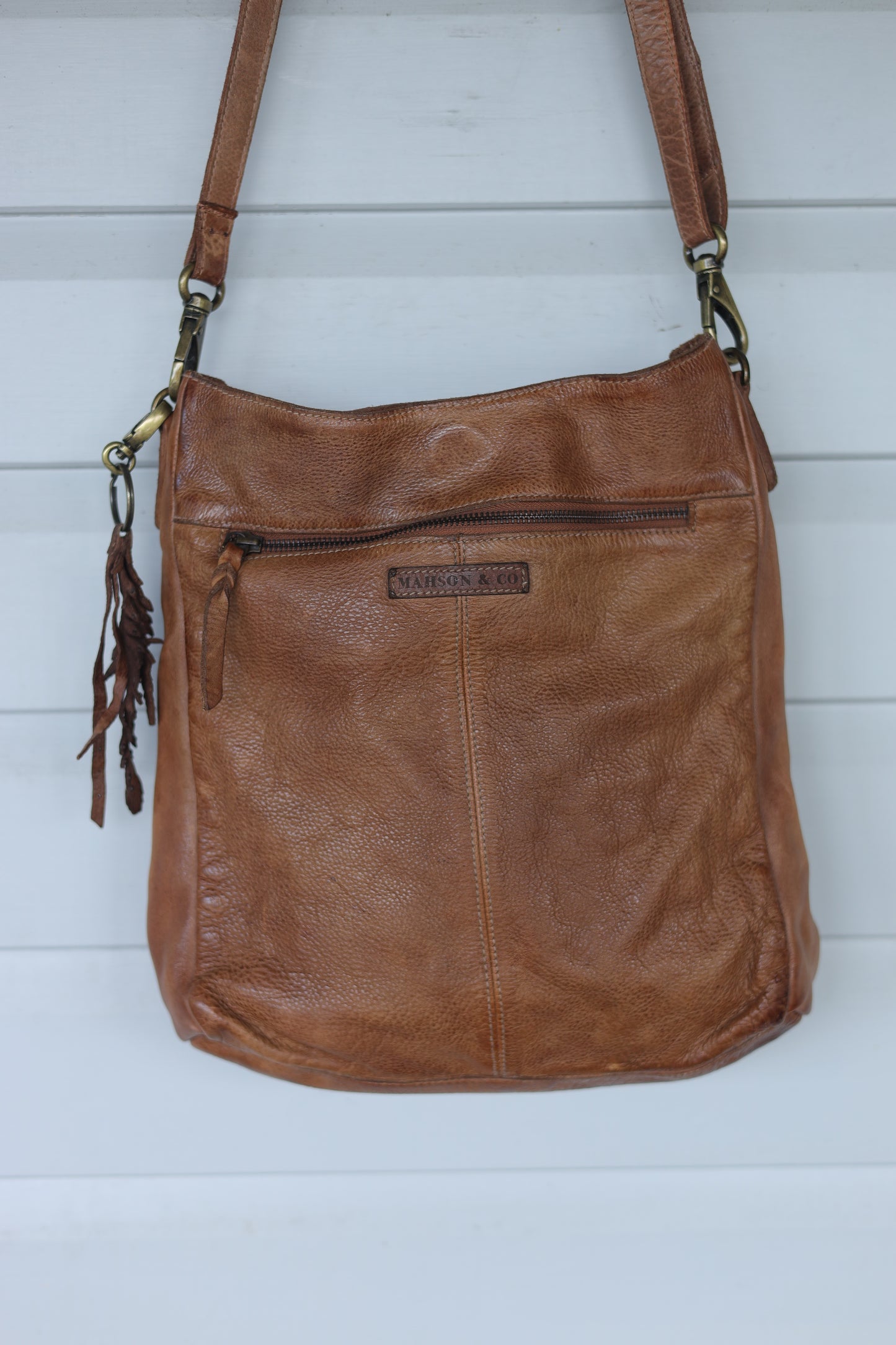 LEATHER RUCHED TOTE BAG